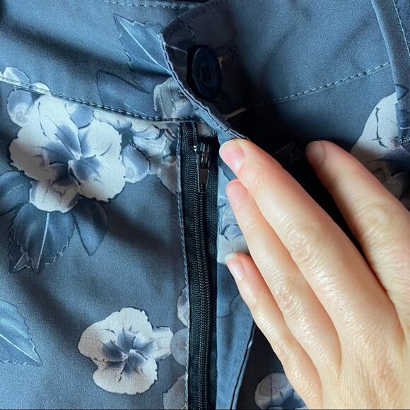 Champs Gray Floral Board Shorts Size 32 - Picture 3 of 6